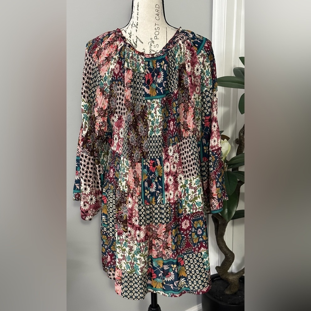 Floral Multicolor Women's Top - Picture 5 of 16